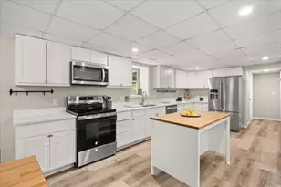 158 Bay State Cir, Hanson, MA 02341 - Photo 9