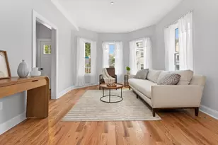 36 Burnside Ave, Somerville, MA 02144 - Photo 3