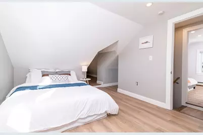 737 American Legion Hwy, Boston, MA 02131 - Photo 19