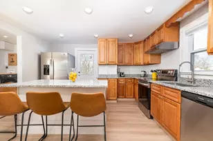 737 American Legion Hwy, Boston, MA 02131 - Photo 11