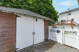 15 Whitin Ave, Revere, MA 02151 - Photo 39