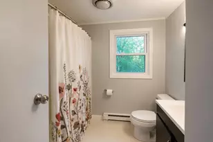 270 Sunderland Rd, Worcester, MA 01604 - Photo 11