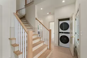 33 Fendale Ave, Boston, MA 02124 - Photo 11