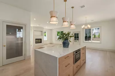 33 Fendale Ave, Boston, MA 02124 - Photo 7