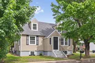22 Grove Rd, Waltham, MA 02451 - Photo 1