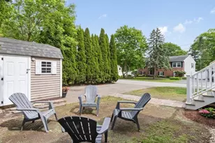 22 Grove Rd, Waltham, MA 02451 - Photo 31
