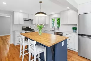 22 Grove Rd, Waltham, MA 02451 - Photo 3