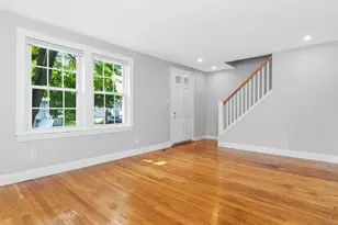22 Grove Rd, Waltham, MA 02451 - Photo 11