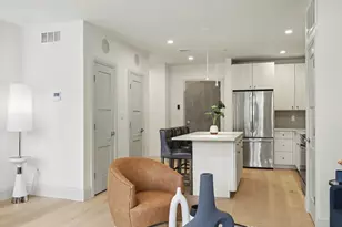 34 Oak St, Boston, MA 02136 - Photo 7