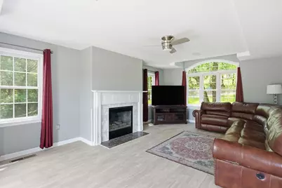 26 Long Hill Rd, Georgetown, MA 01833 - Photo 9