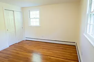 7 W Ferdinand St, Stoneham, MA 02180 - Photo 17
