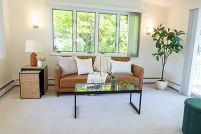 7 West Ferdinand St, Stoneham, MA 02180 - Photo 11