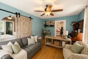 14 Ellington St, Agawam, MA 01001 - Photo 5