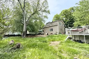 14 Ellington St, Agawam, MA 01001 - Photo 37