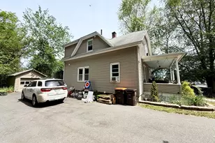 14 Ellington St, Agawam, MA 01001 - Photo 27