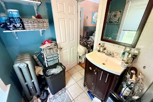 14 Ellington St, Agawam, MA 01001 - Photo 17