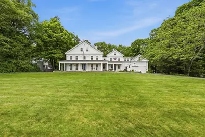 204 Village St, Medway, MA 02053 - Photo 3
