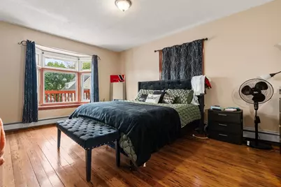 34 Bicknell St, Boston, MA 02121 - Photo 17