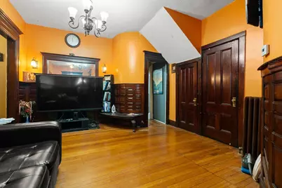 34 Bicknell St, Boston, MA 02121 - Photo 5