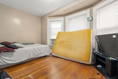 34 Bicknell St, Boston, MA 02121 - Photo 7