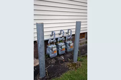 9 Nixon Ave, Worcester, MA 01603 - Photo 11