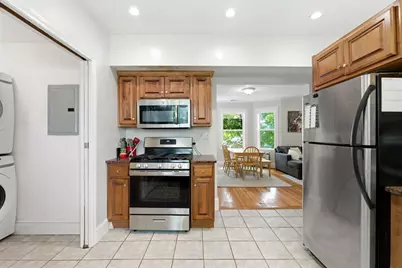 10 Ashmont Ct #3, Boston, MA 02122 - Photo 7