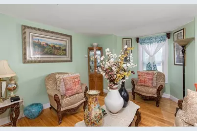 204 Harvard, Medford, MA 02155 - Photo 7
