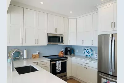 49 Raymond #D, Manchester by the Sea, MA 01944 - Photo 7