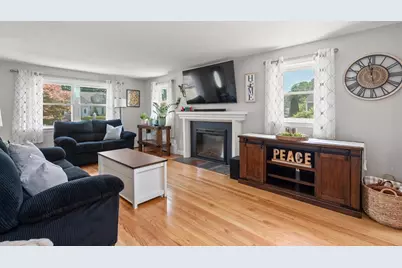 100 Norris St, Agawam, MA 01030 - Photo 3