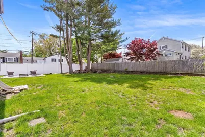 15 Fensmere Rd, Boston, MA 02132 - Photo 29