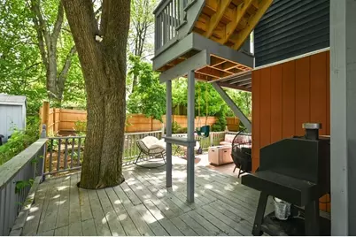 15 Clifton, Worcester, MA 01610 - Photo 11