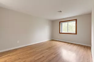 45 Loomis St, Malden, MA 02148 - Photo 9