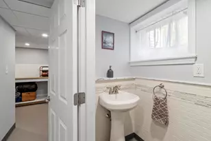 15 Suncrest Ave, Wilmington, MA 01887 - Photo 29