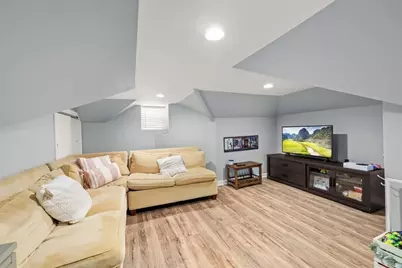 41 Barnes St, Fall River, MA 02723 - Photo 31