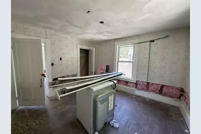 190 Grove St, Clinton, MA 01510 - Photo 11