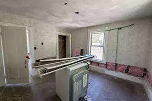 190 Grove St, Clinton, MA 01510 - Photo 11