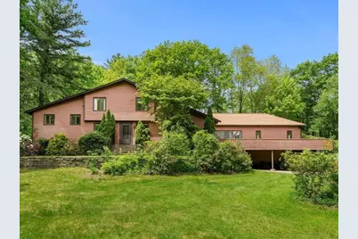 29 Pine Ridge Rd, Stow, MA 01775 - Photo 1