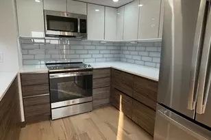 1731 Beacon, Brookline, MA 02445 - Photo 9
