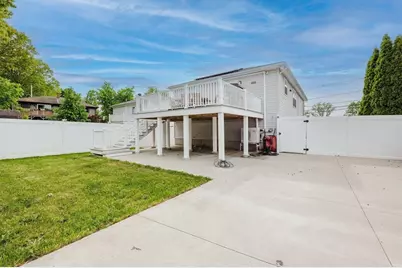 1190 Bay St, Fall River, MA 02724 - Photo 29