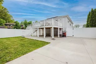 1190 Bay St, Fall River, MA 02724 - Photo 29