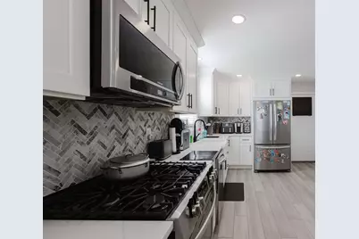 1190 Bay St, Fall River, MA 02724 - Photo 7