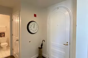 4 Charlesgate E, Boston, MA 02215 - Photo 9