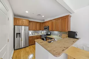 630 Hammond St, Brookline, MA 02467 - Photo 17