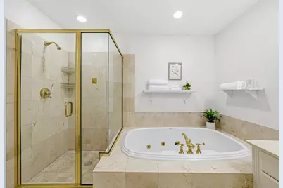 630 Hammond St #209, Brookline, MA 02467 - Photo 31