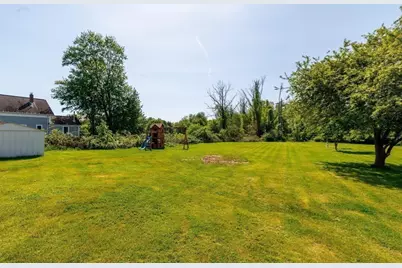 5 Bates St, Mendon, MA 01756 - Photo 31