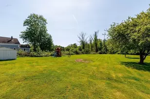 5 Bates St, Mendon, MA 01756 - Photo 31