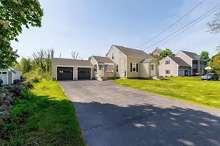 5 Bates St, Mendon, MA 01756 - Photo 27