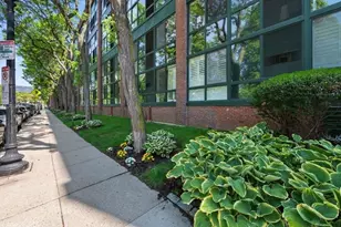 42 8th, Boston, MA 02129 - Photo 17
