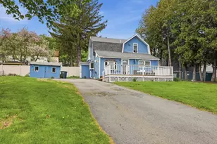 24 Hawley Ave, Leominster, MA 01453 - Photo 3