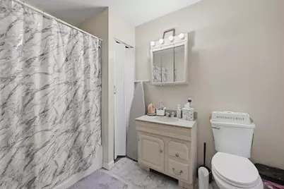 24 Hawley Avenue, Leominster, MA 01453 - Photo 17